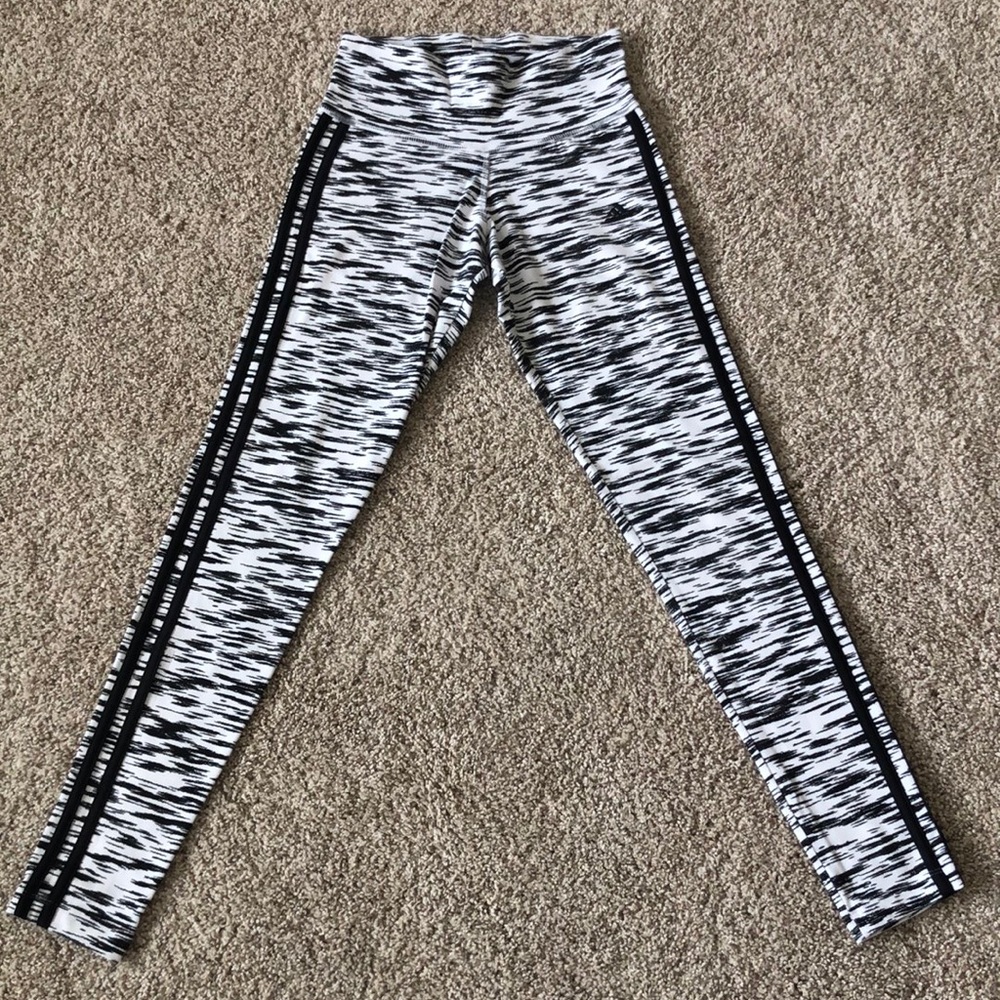 Women’s Adidas Climalite workout leggings size XS